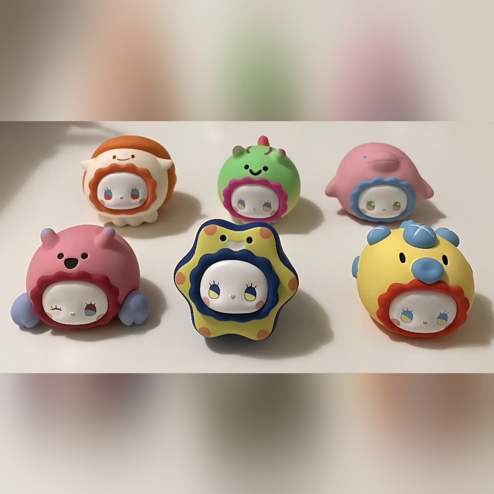 Lucky Emma Ocean Bubble Beans Series Blind Box - $4 Each | 6 For $24 - Picture 3 of 8